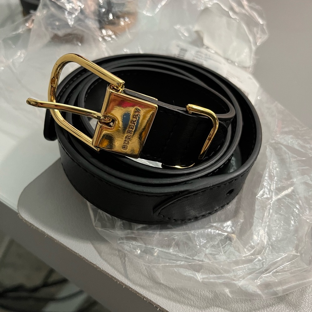 Ladies Burberry Belt